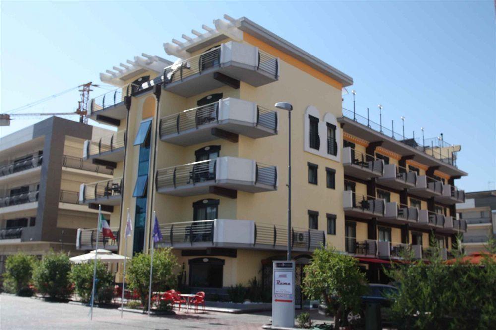 Rama Palace Hotel 4*
